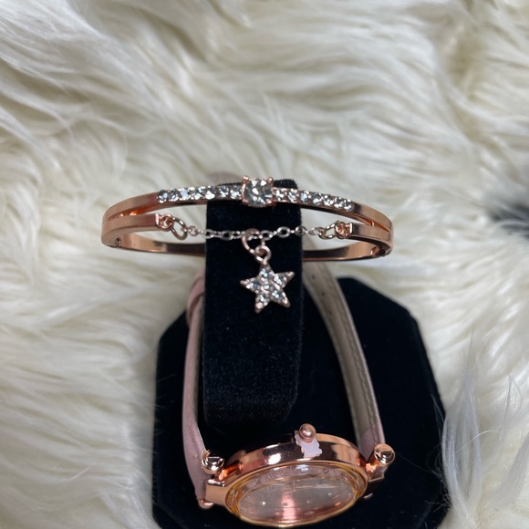 New. Watch pink and bracelet - Picture 5 of 5